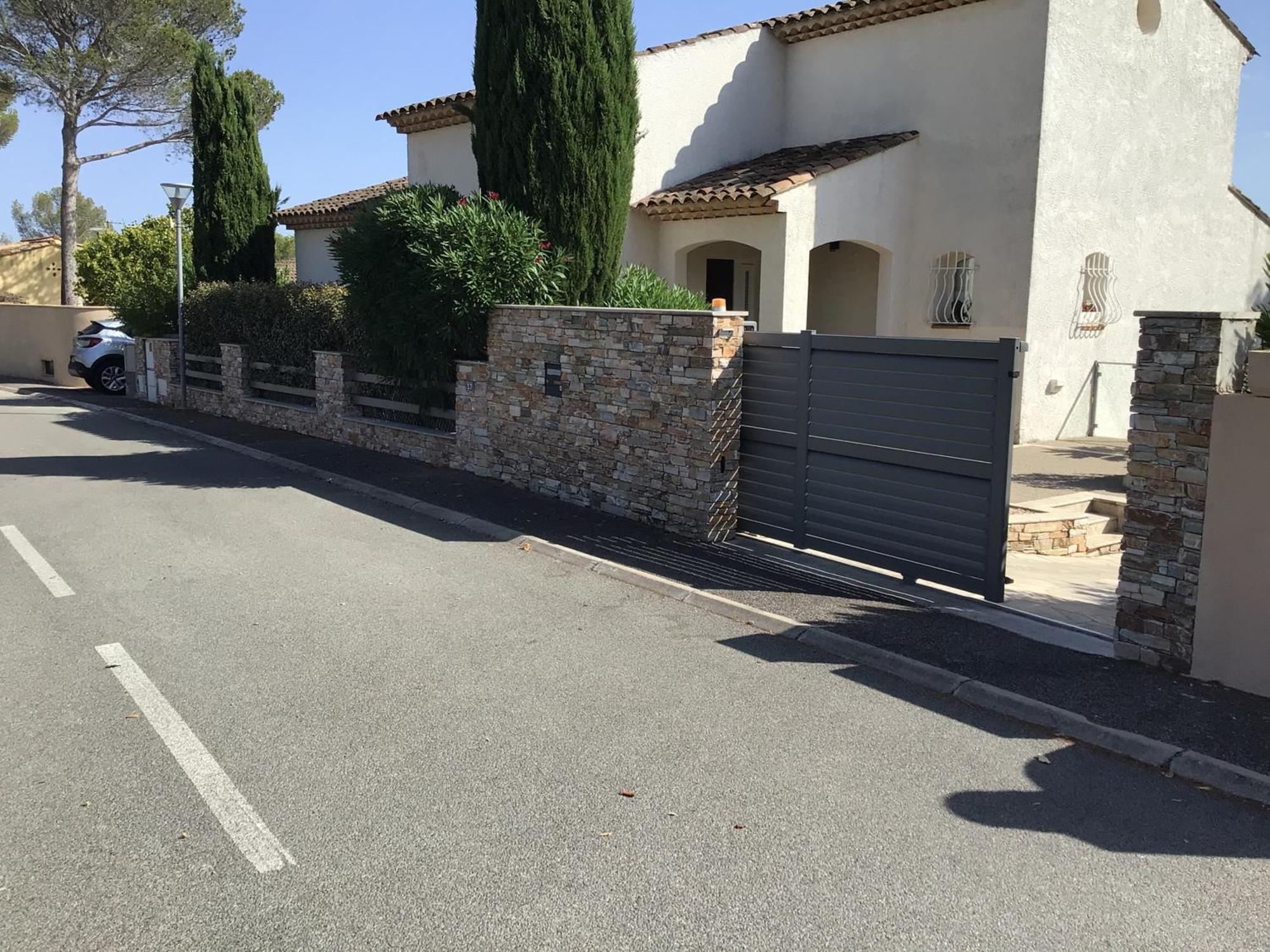 Envol St Raphael * Saint-Raphael (Var)